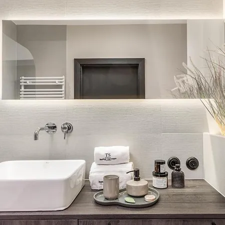 Ts New Town & Free Parking