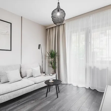 Apartment Ts New Town & Free Parking