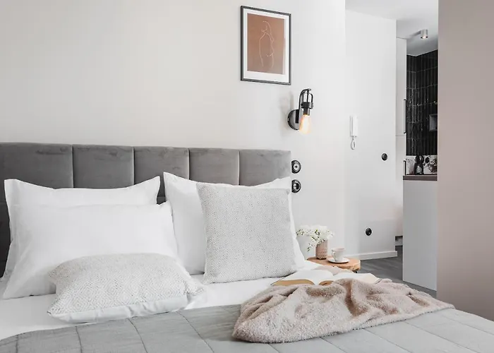 Apartment Ts New Town & Free Parking *